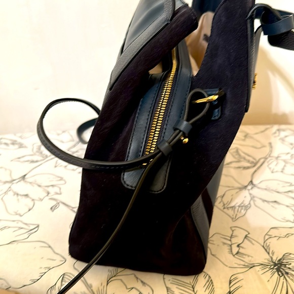 Handbag - Picture 8 of 10